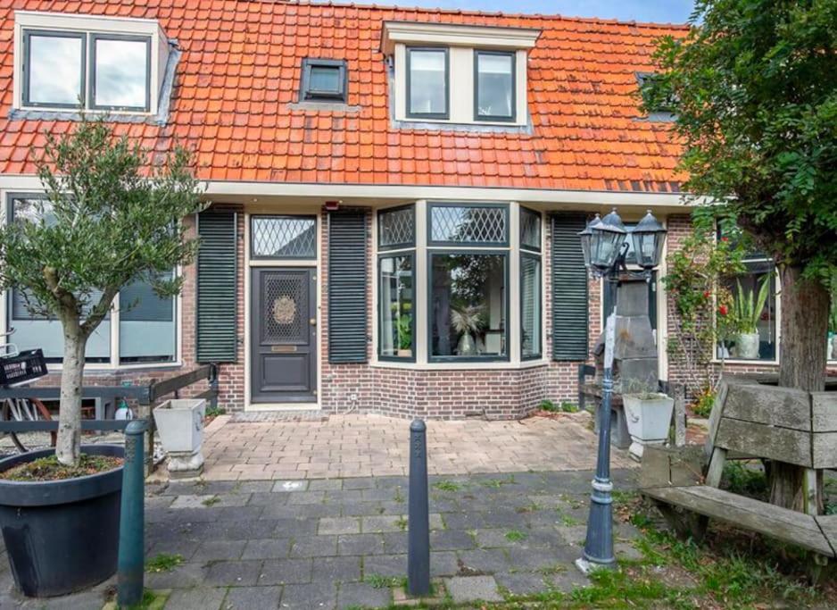 Een Heerlijke Woning Op Loopafstand Van Centrum! Leeuwarden Buitenkant foto